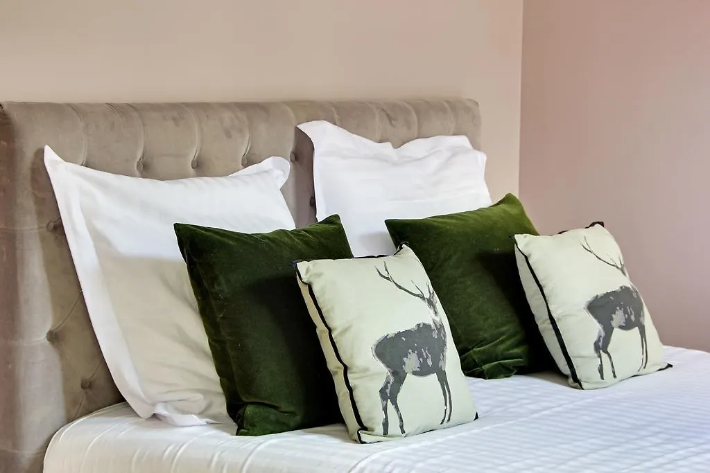 Short Stay Group Museum View Serviced Apartments Paris France