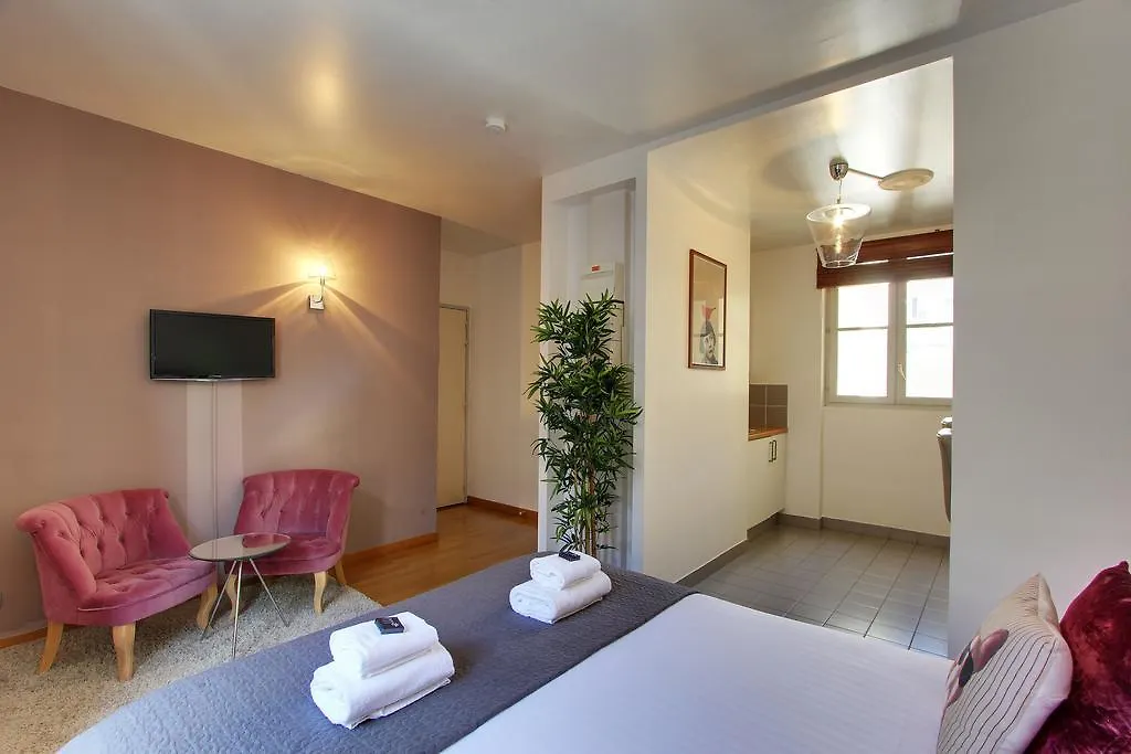 Short Stay Group Museum View Serviced Apartments Paris