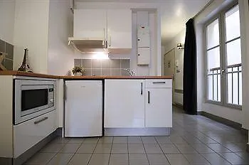 Short Stay Group Museum View Serviced Apartments Paris 3*,  France