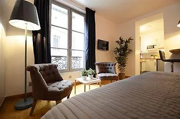 Short Stay Group Museum View Serviced Apartments Paris 3*,  France