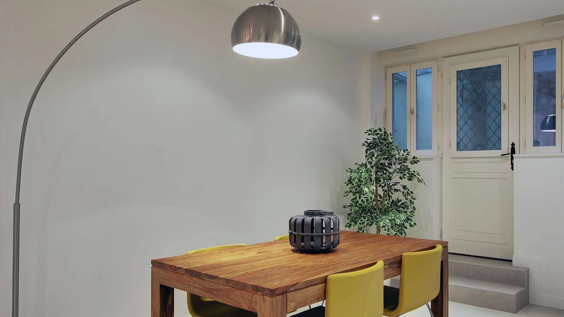 Short Stay Group Museum View Serviced Apartments Paris